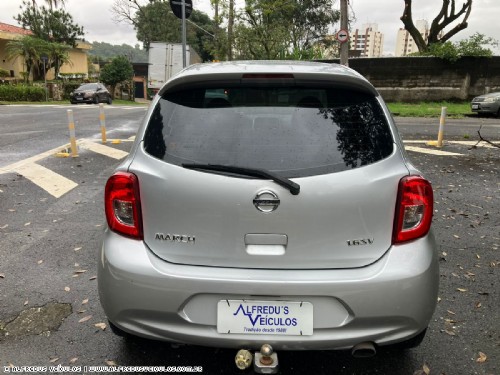 Nissan MARCH SV 1.6 2014/2015